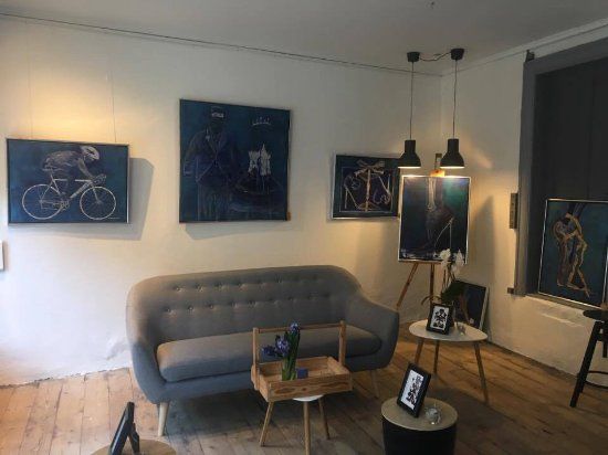 Mal Ravn Art Gallery